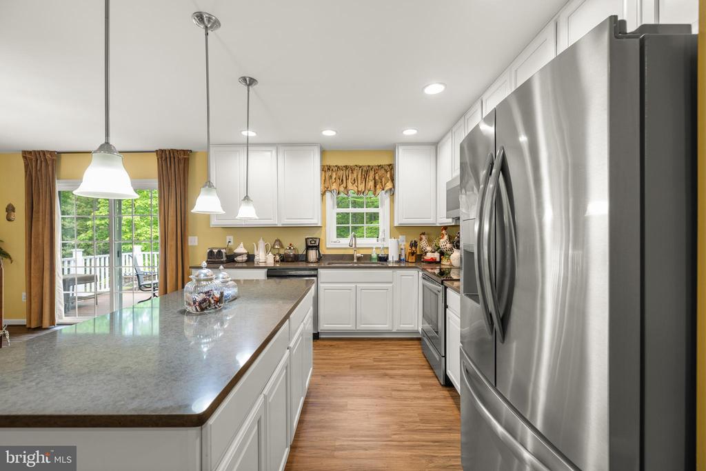 132 PINEHURST DR DRIVE