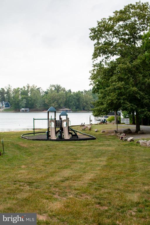 5 OAK HAVEN DRIVE