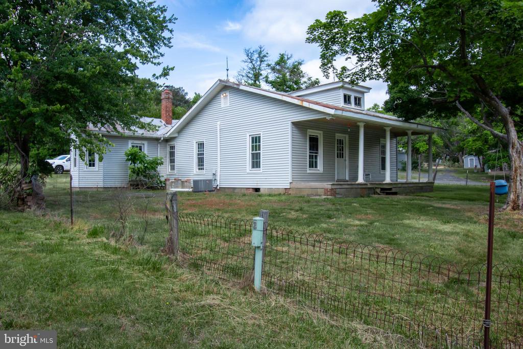 198 MT HOPE CHURCH