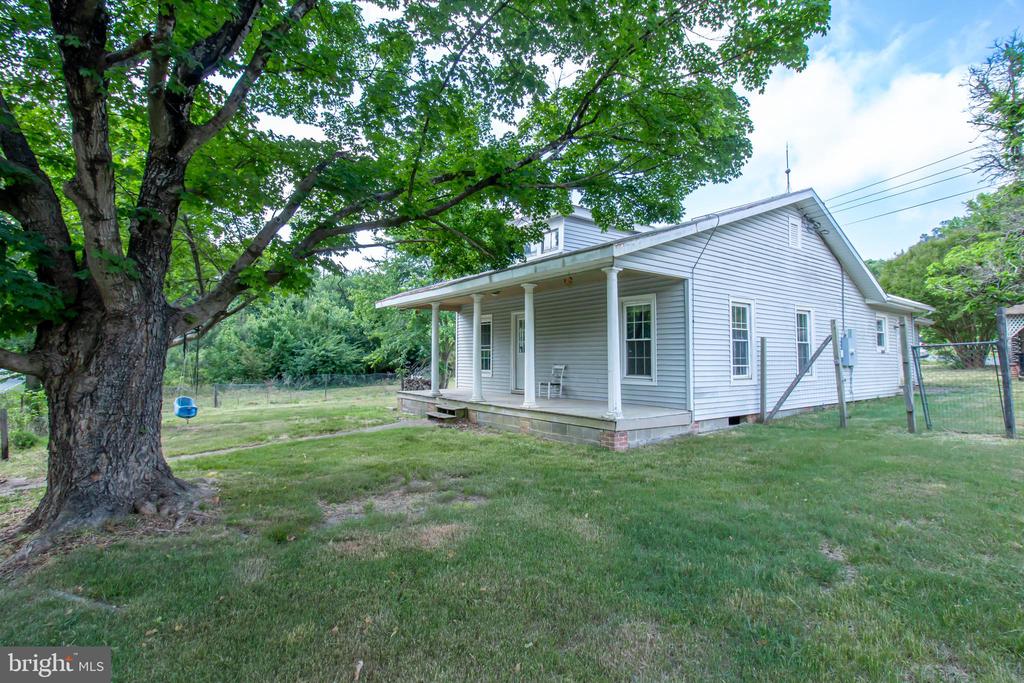 198 MT HOPE CHURCH