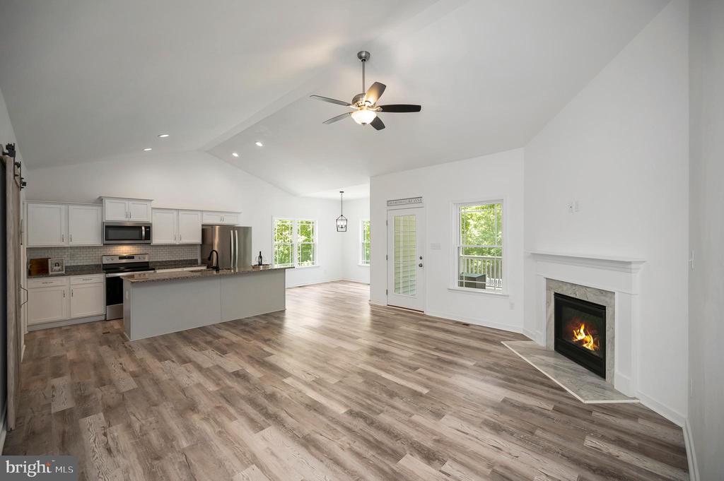 45 CIMARRON COURT