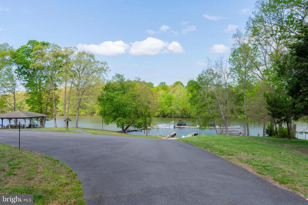45 CIMARRON COURT