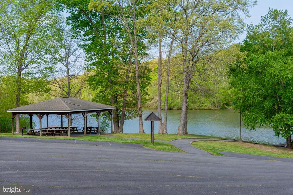 45 CIMARRON COURT