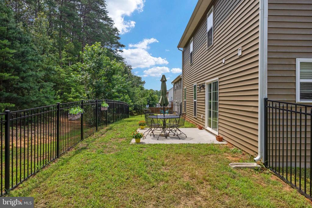 333 CARDINAL ROAD