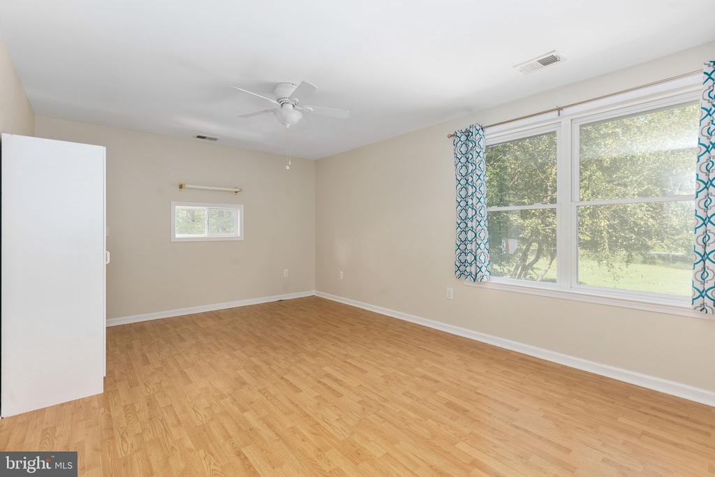 38 ANDY DRIVE
