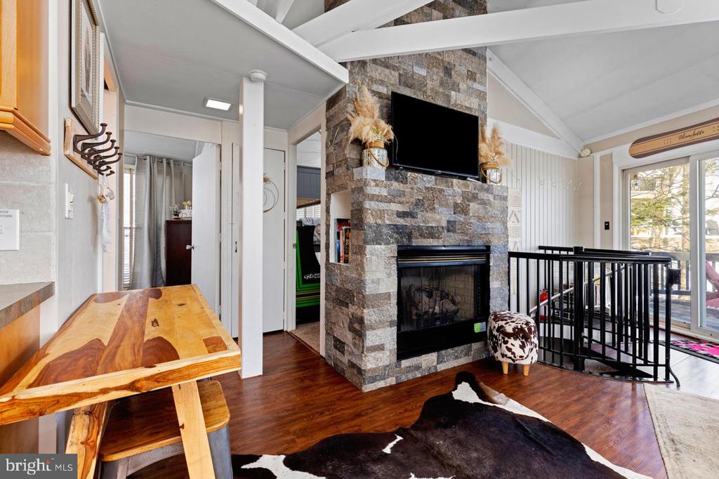 28 Pinnacle Dr