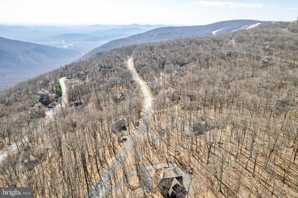 688 SHAMOKIN SPRINGS TRL TRAIL