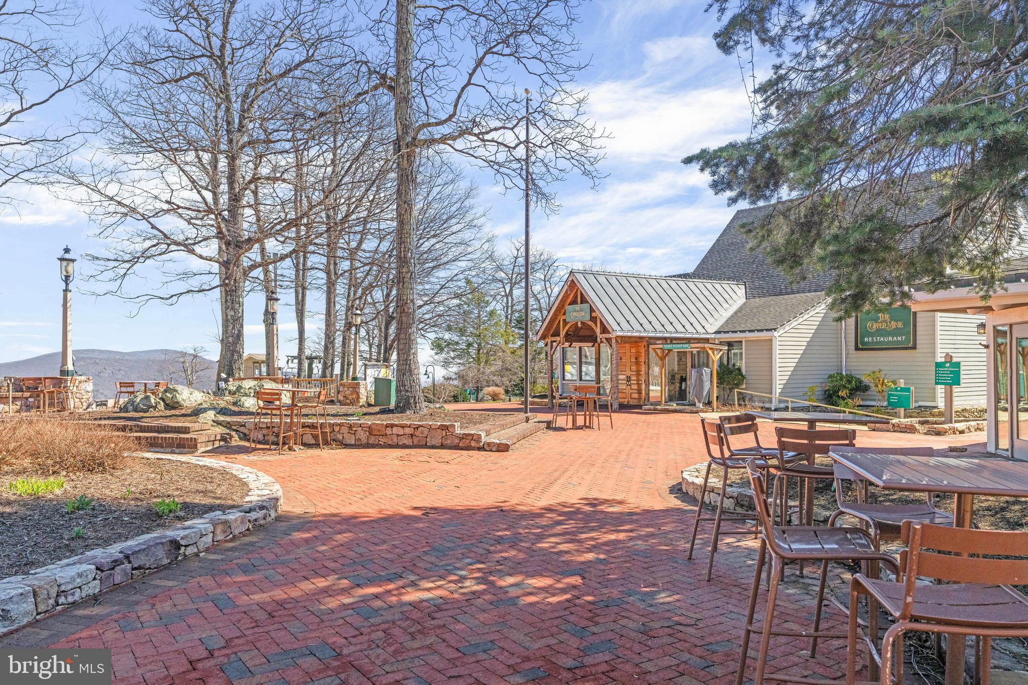 688 SHAMOKIN SPRINGS TRL TRAIL