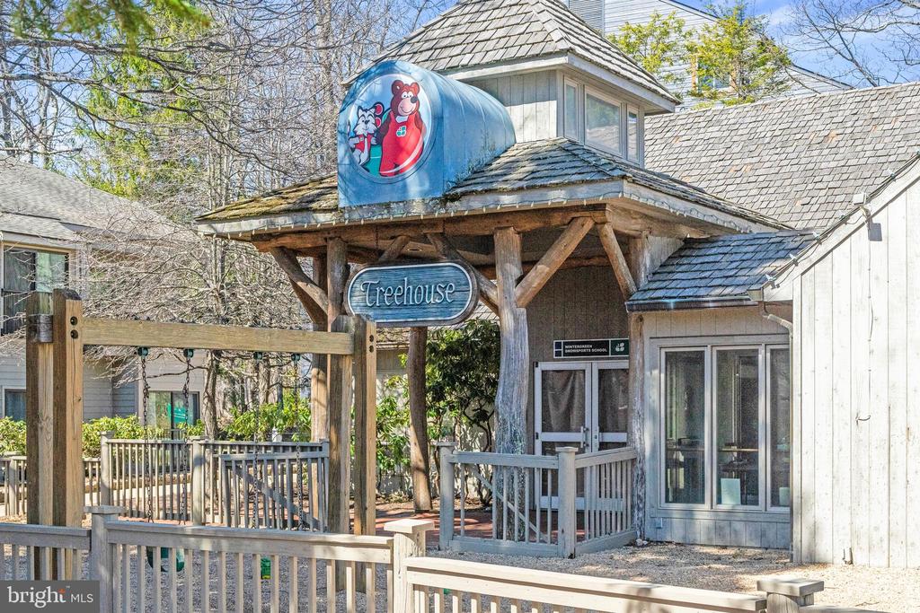 688 SHAMOKIN SPRINGS TRL TRAIL
