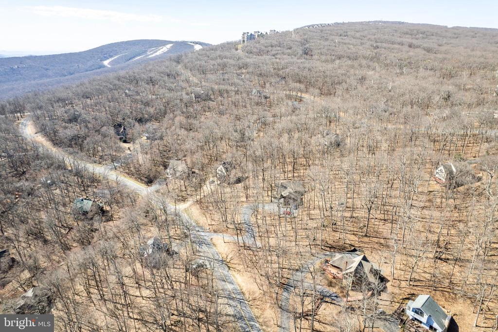 688 SHAMOKIN SPRINGS TRL TRAIL