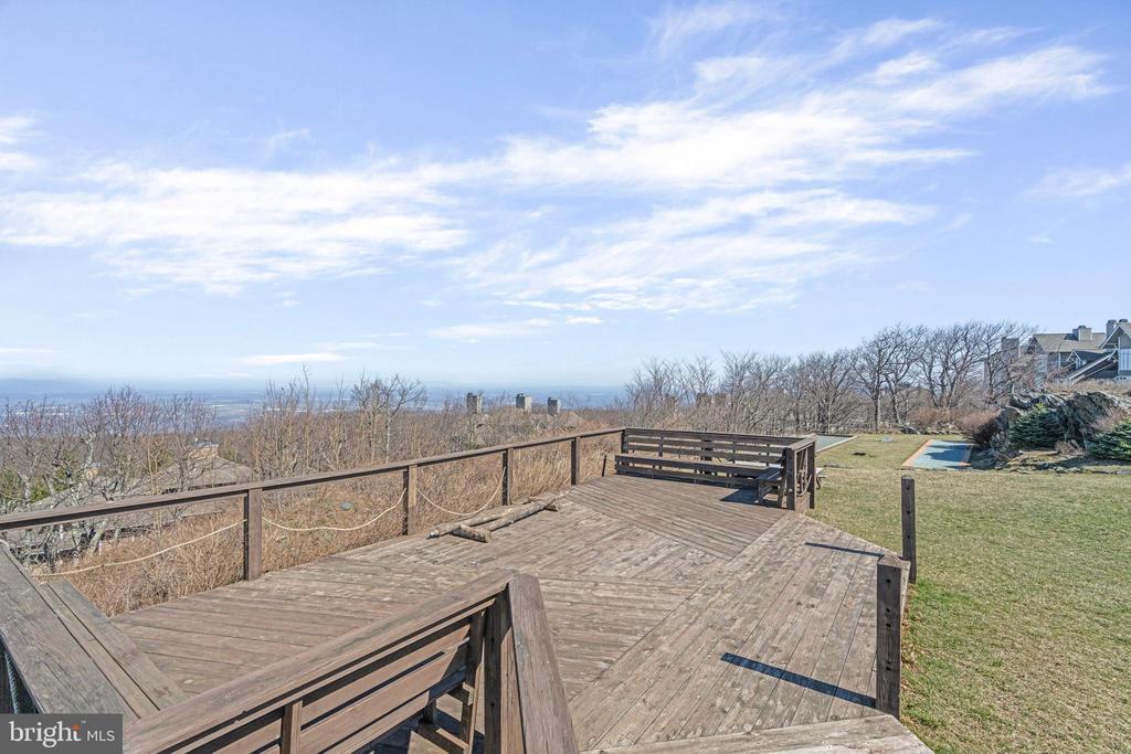 688 SHAMOKIN SPRINGS TRL TRAIL