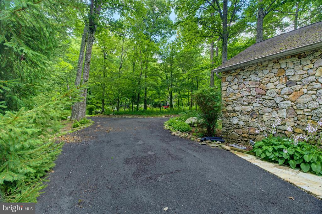 52 DEER SPRINGS LANE