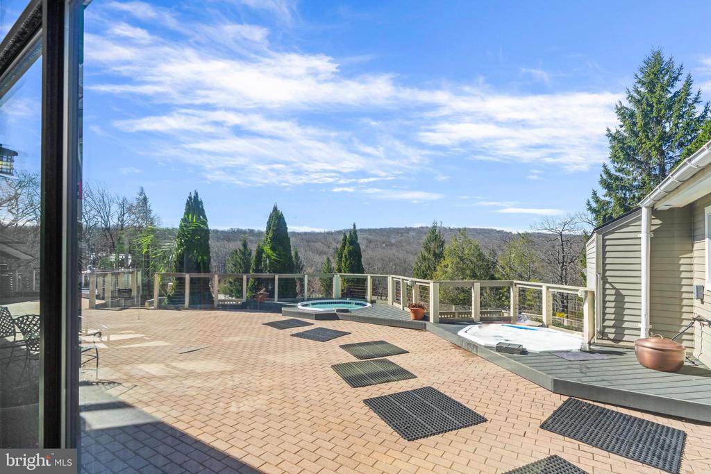 52 DEER SPRINGS LANE
