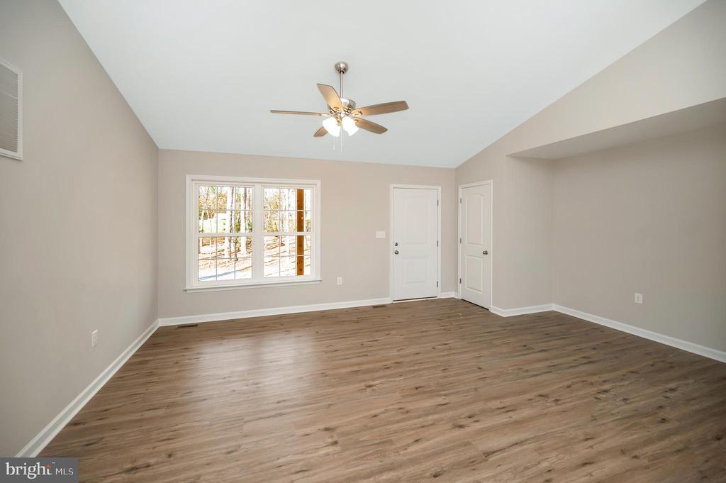 26427 Orange Springs Rd
