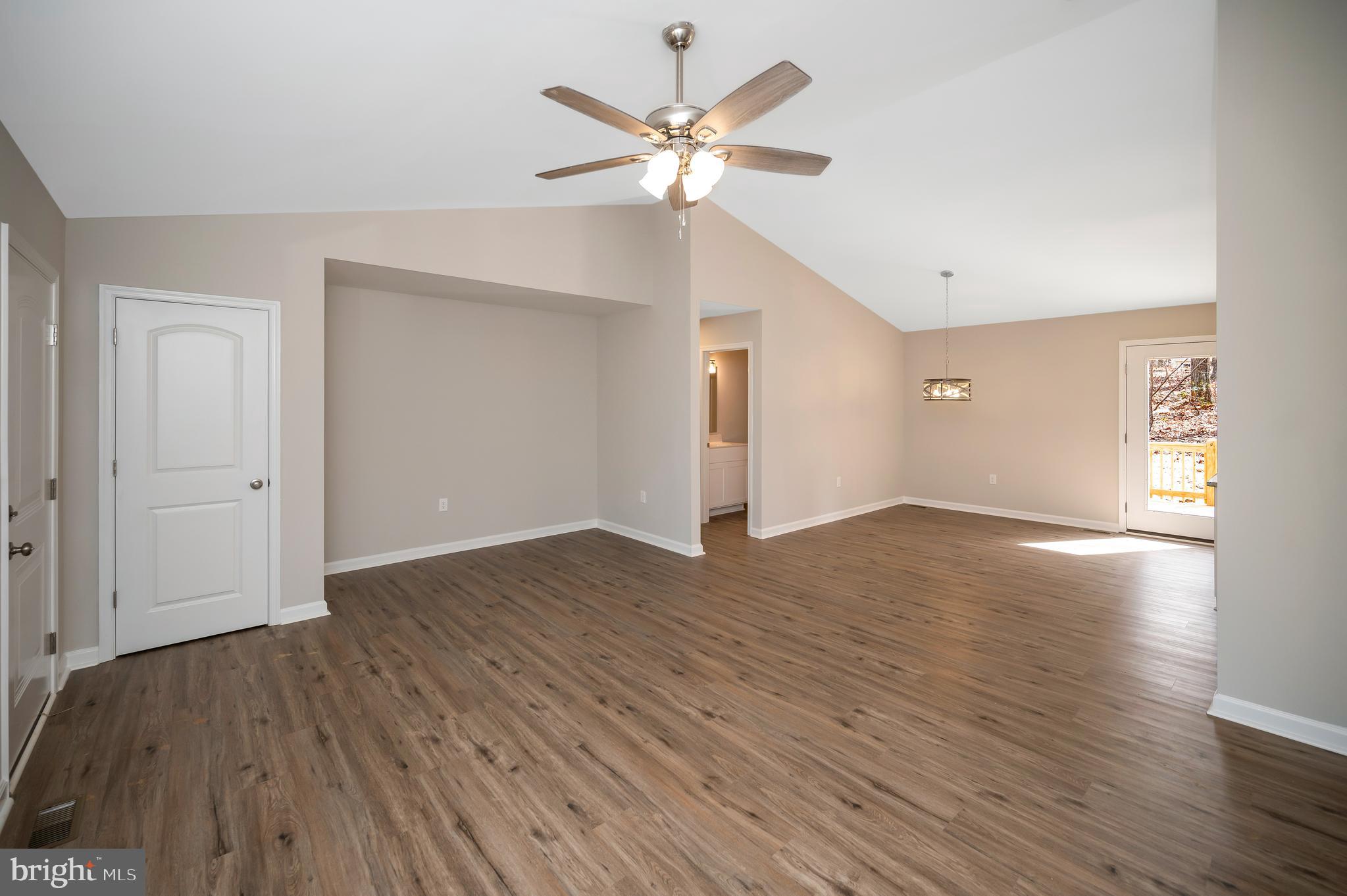 26427 Orange Springs Rd
