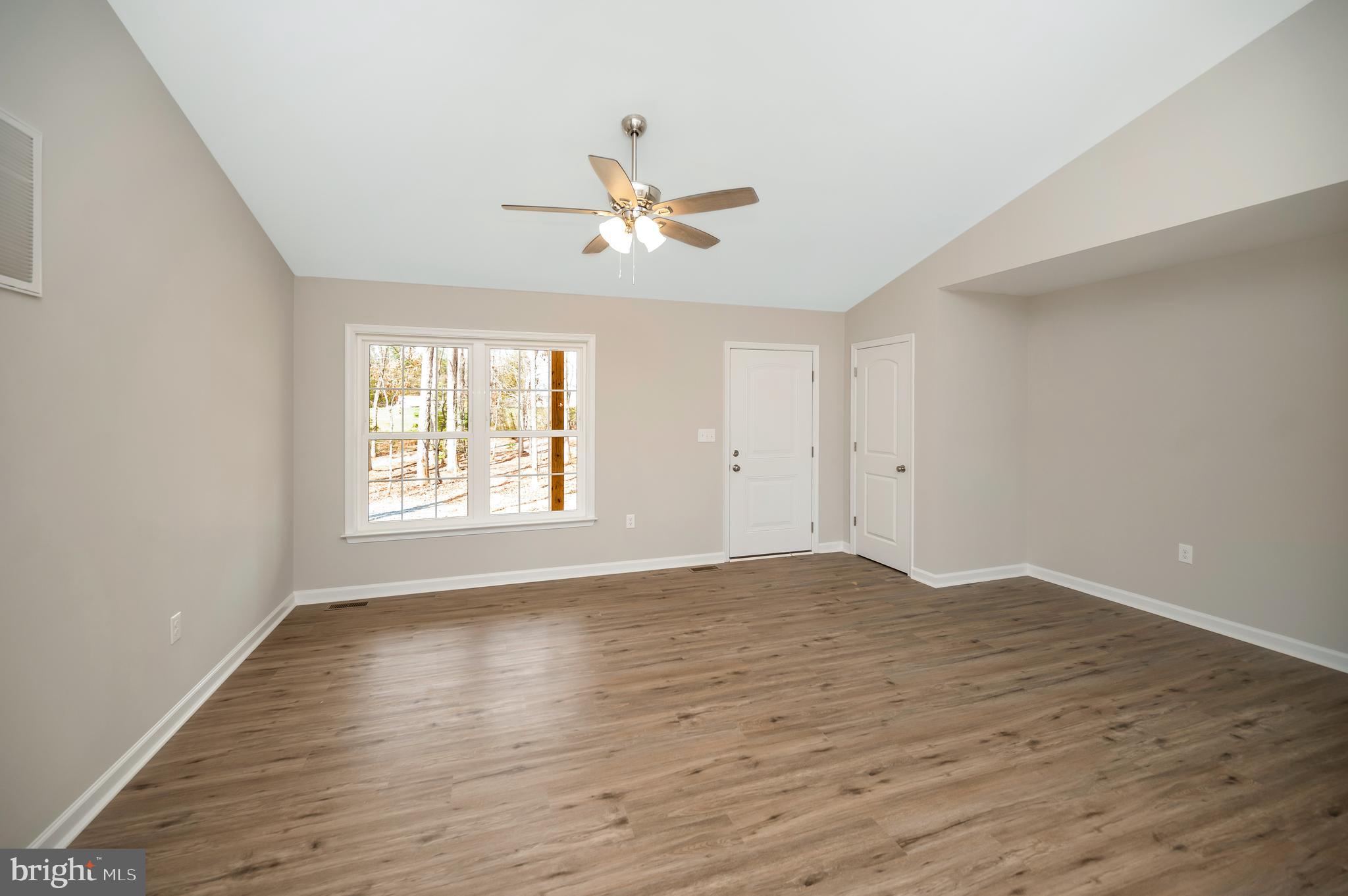 26427 Orange Springs Rd
