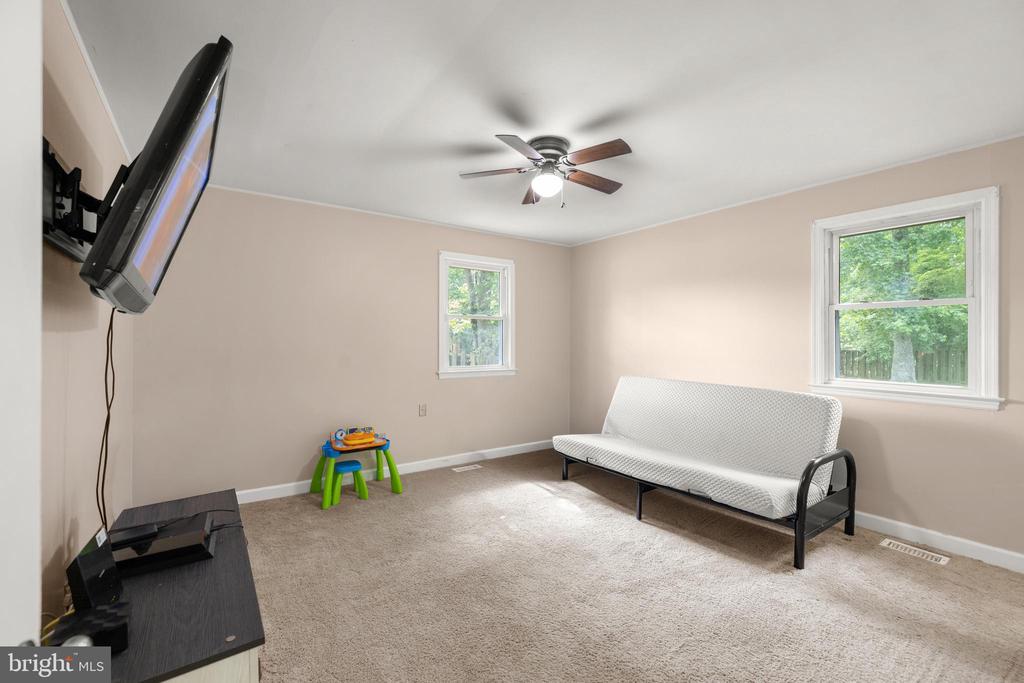 5209 BICKINGS LANE