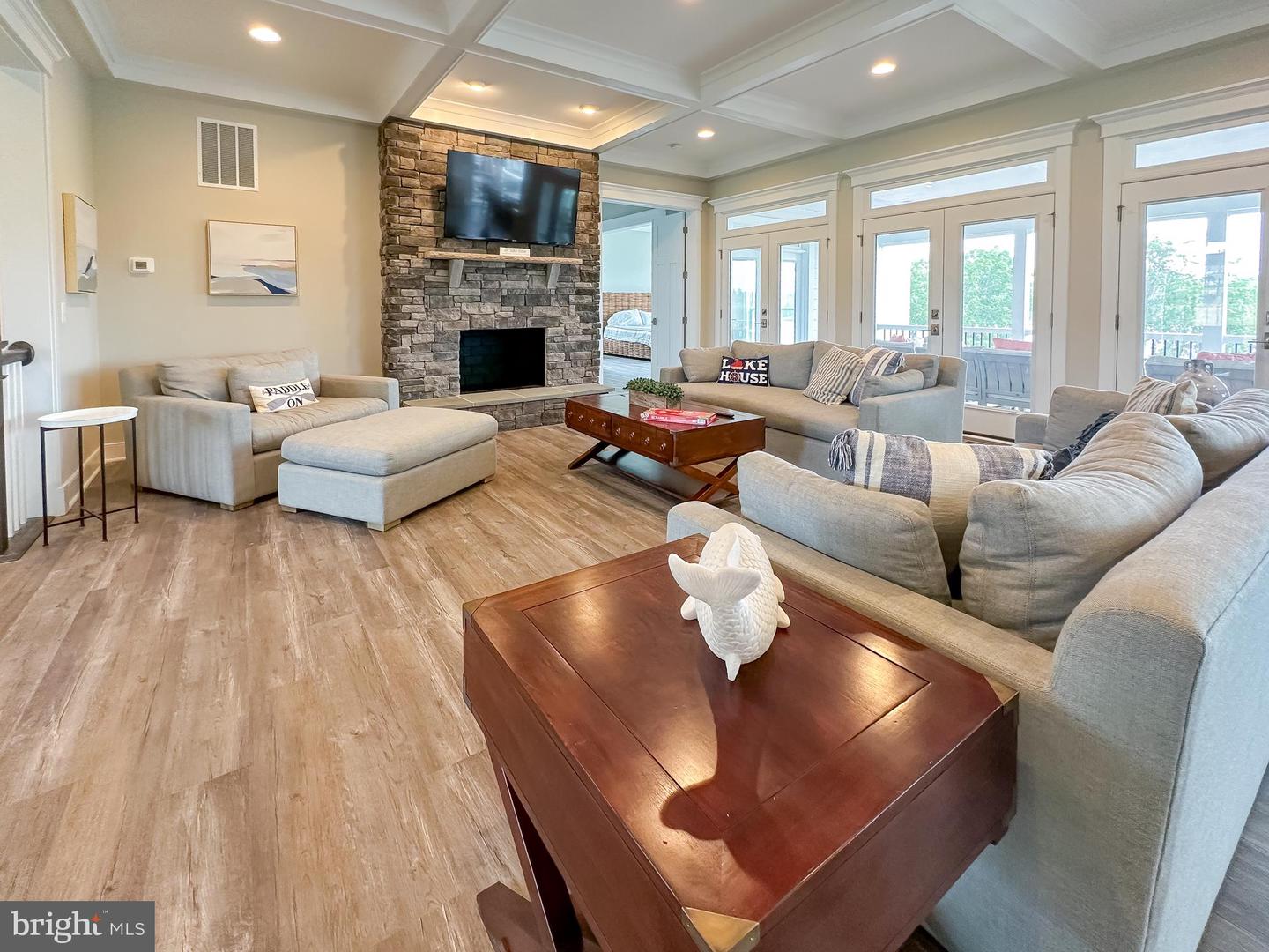 6501 Water View Ln