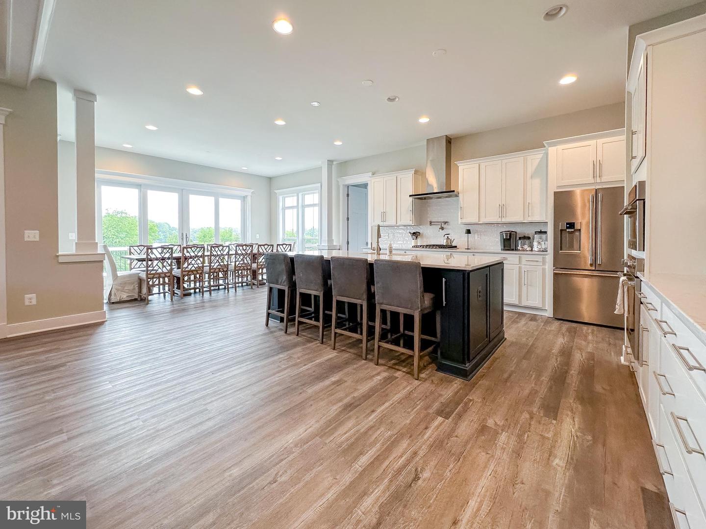 6501 Water View Ln