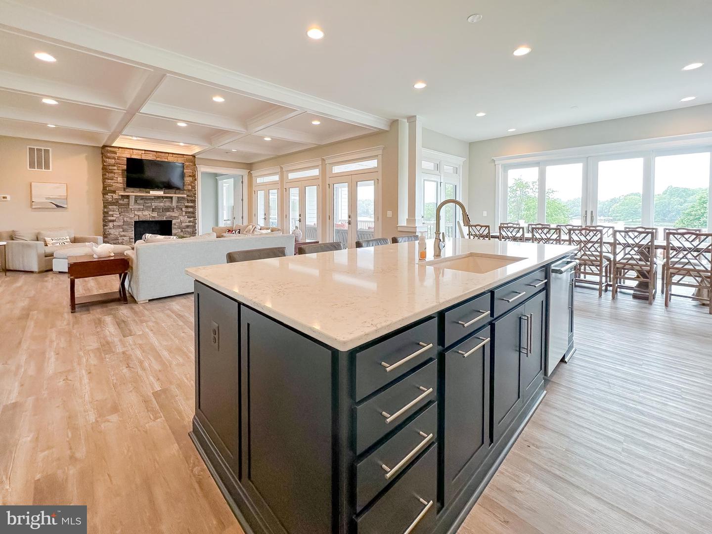 6501 Water View Ln