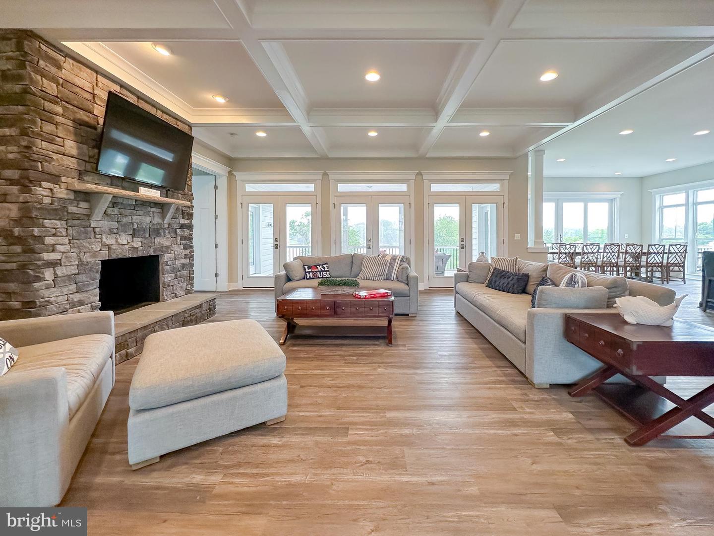 6501 Water View Ln