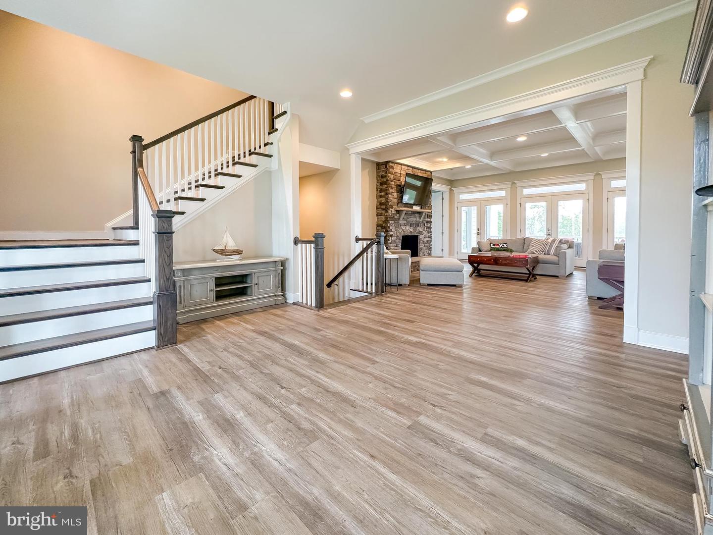 6501 Water View Ln
