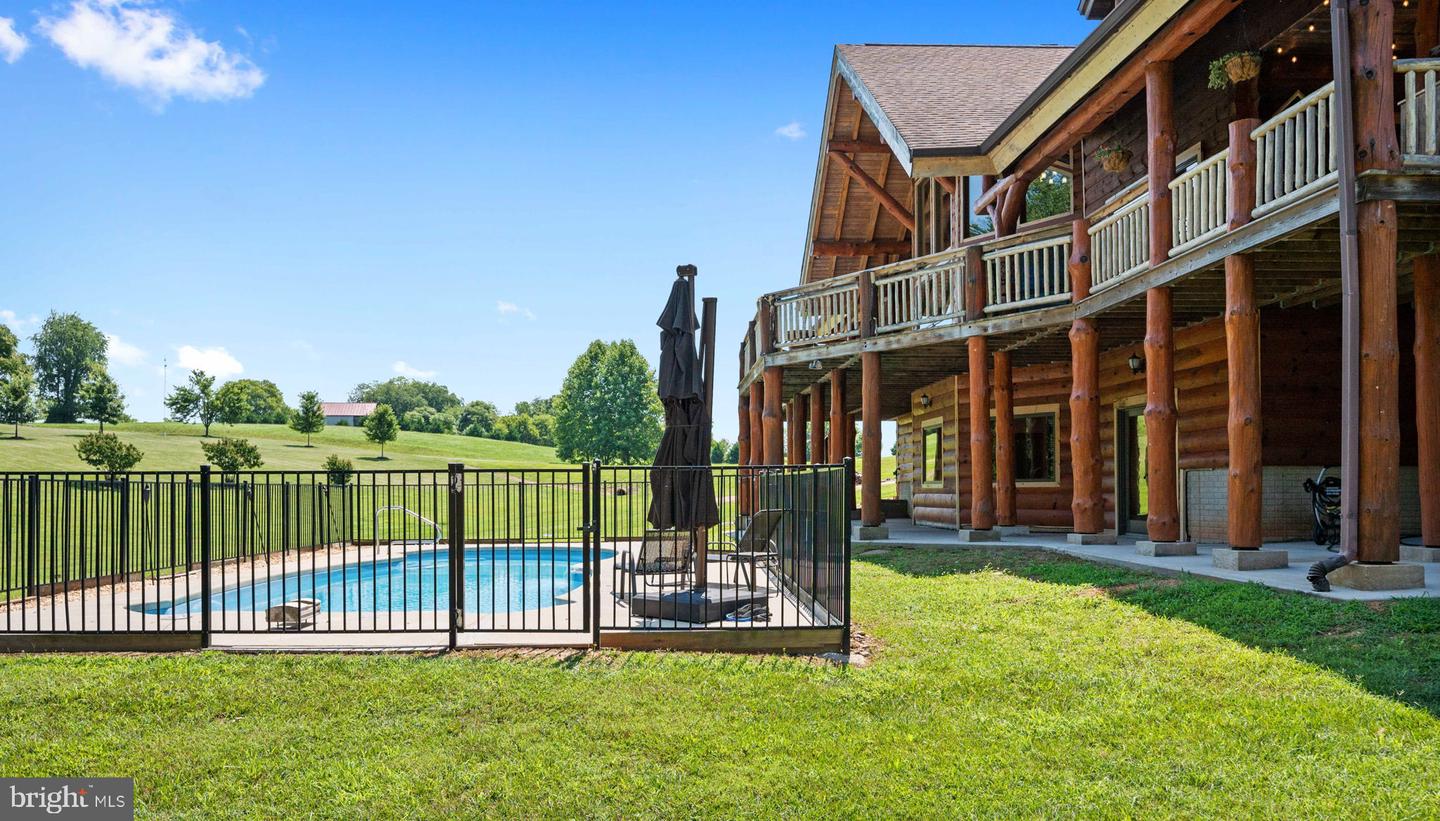 6700 Water View Ln