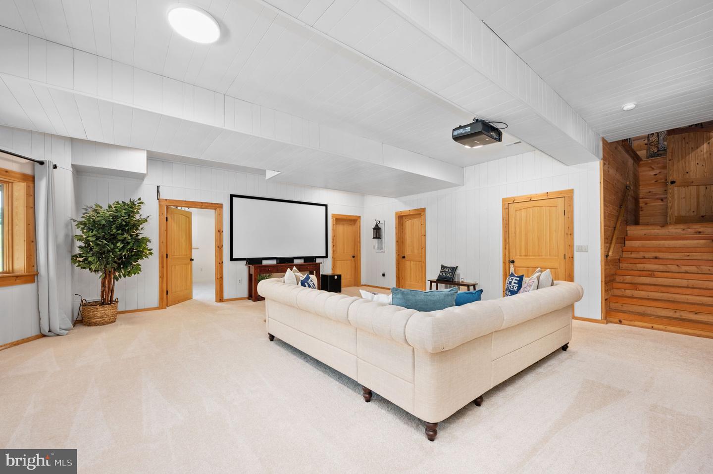 6700 Water View Ln