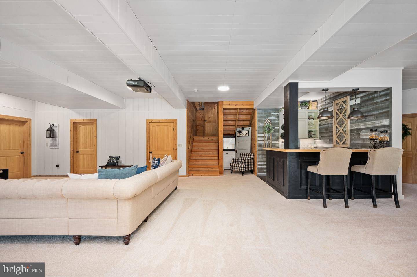 6700 Water View Ln