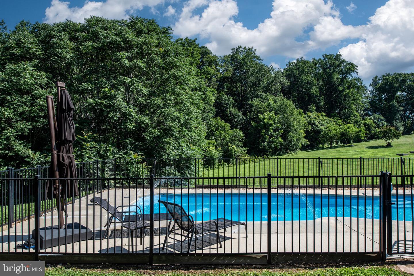 6700 Water View Ln