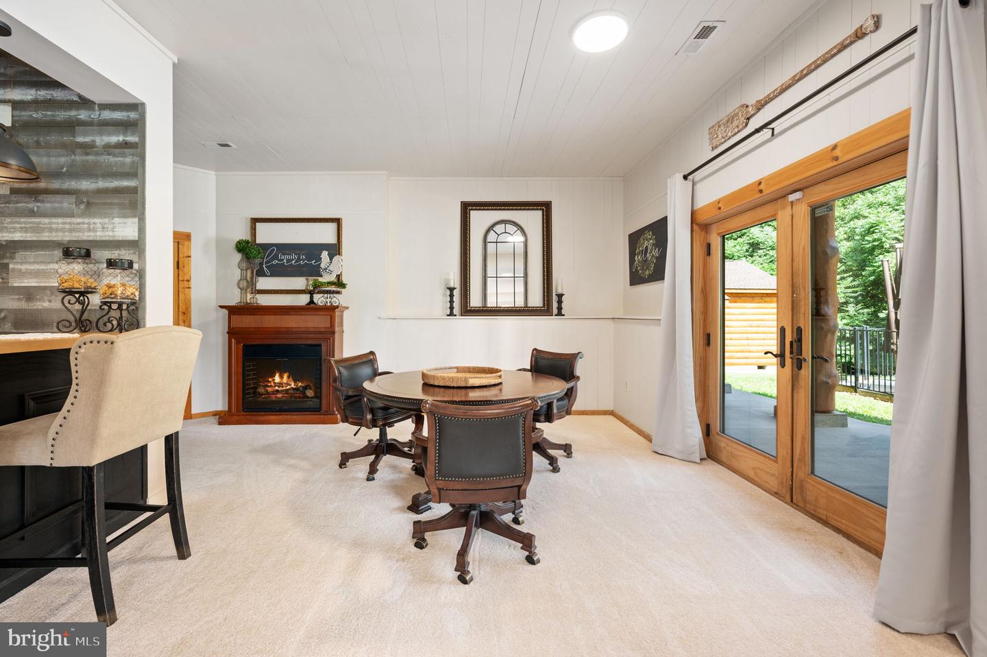 6700 Water View Ln