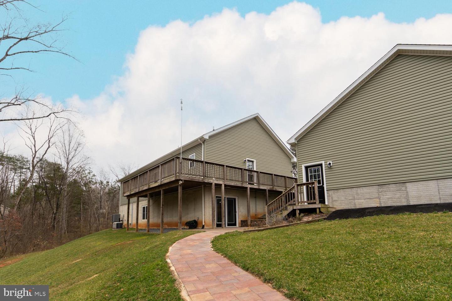 15604 Heth Dr
