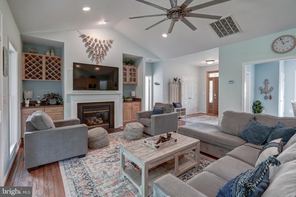 15507 CHESTNUT TREE COURT