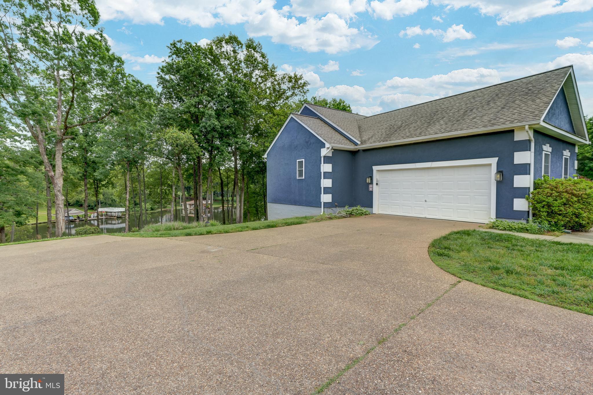 15507 CHESTNUT TREE COURT