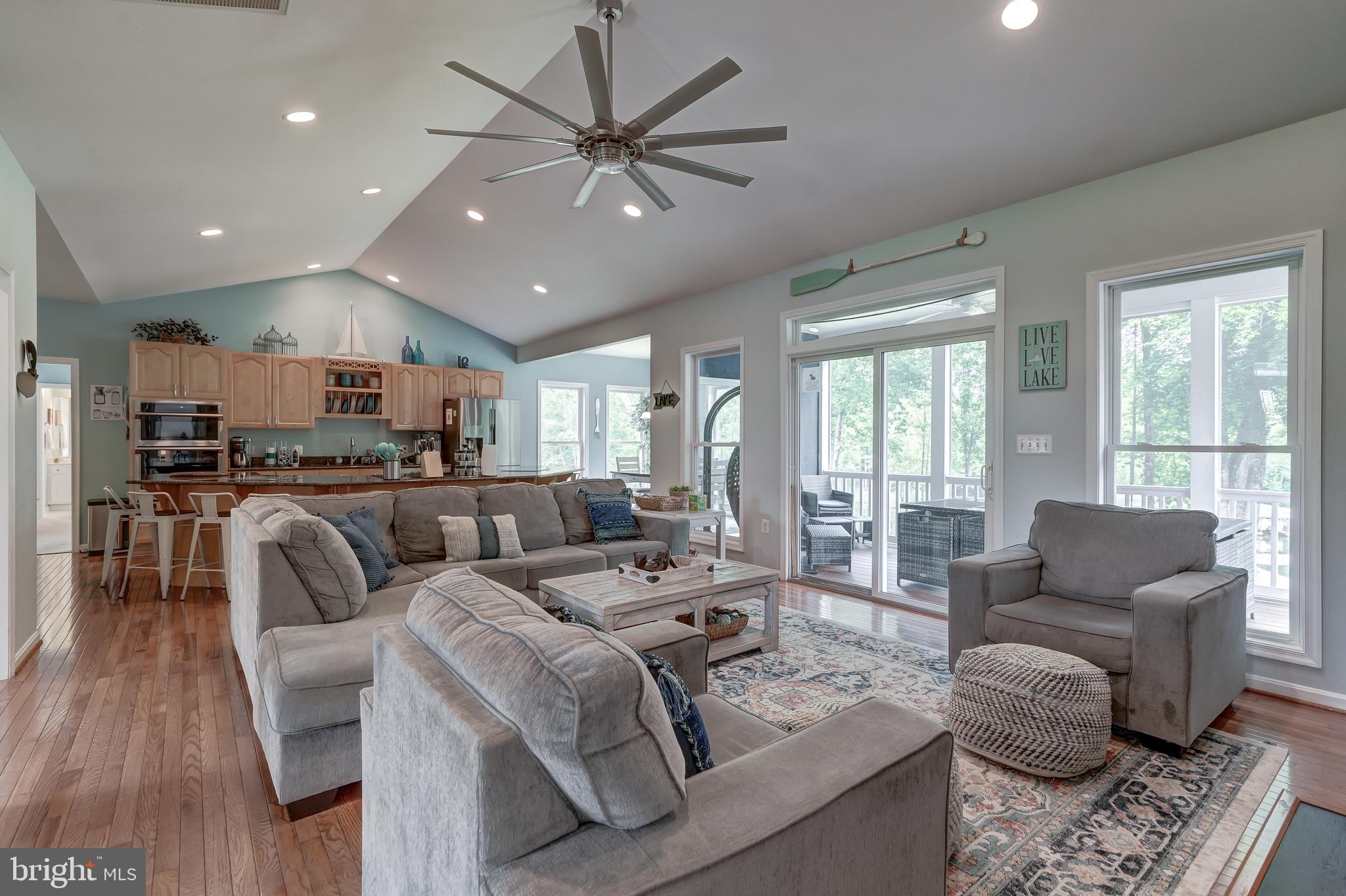 15507 CHESTNUT TREE COURT