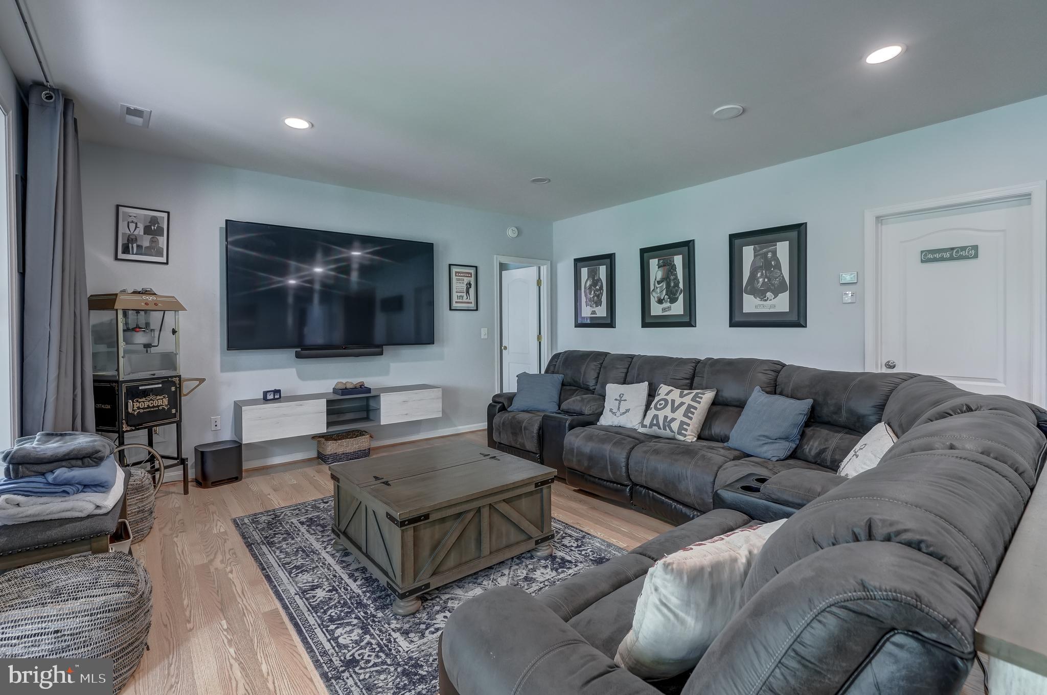 15507 CHESTNUT TREE COURT