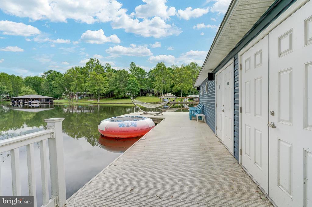 15507 CHESTNUT TREE COURT
