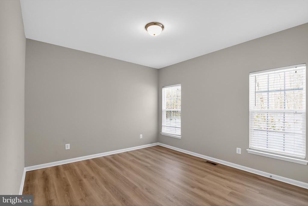 3130 TRAVIS LANE
