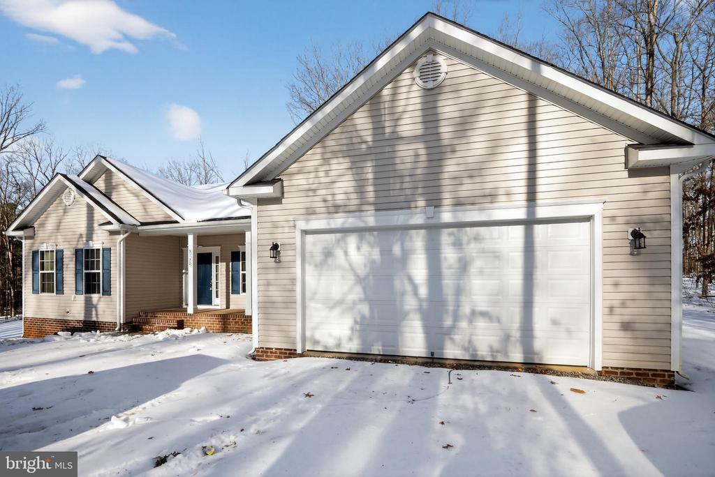 3130 TRAVIS LANE