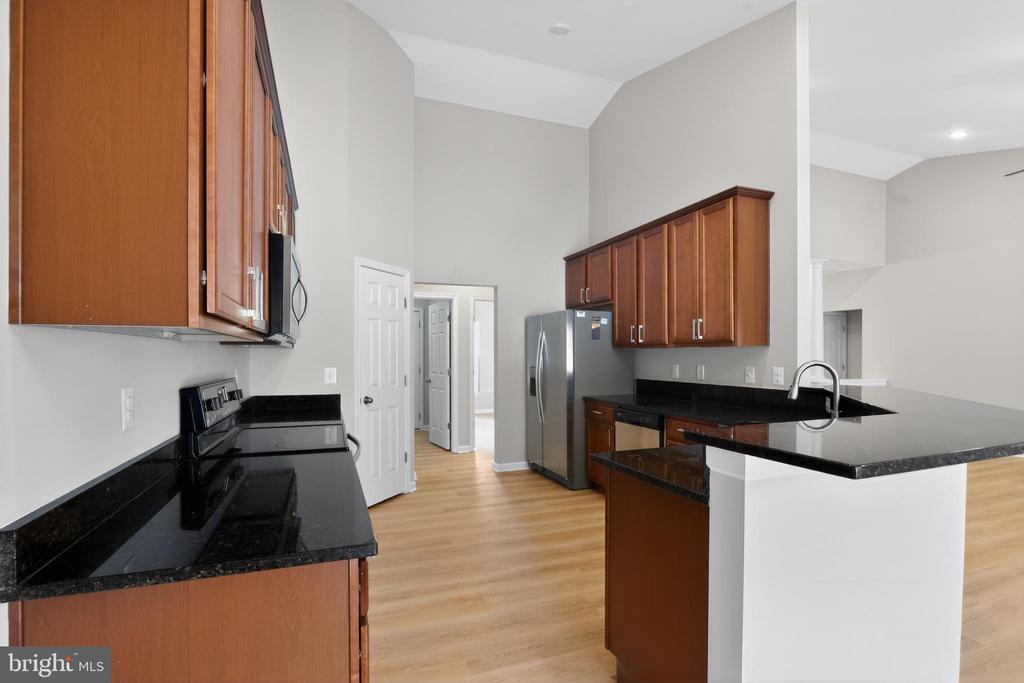 3130 TRAVIS LANE
