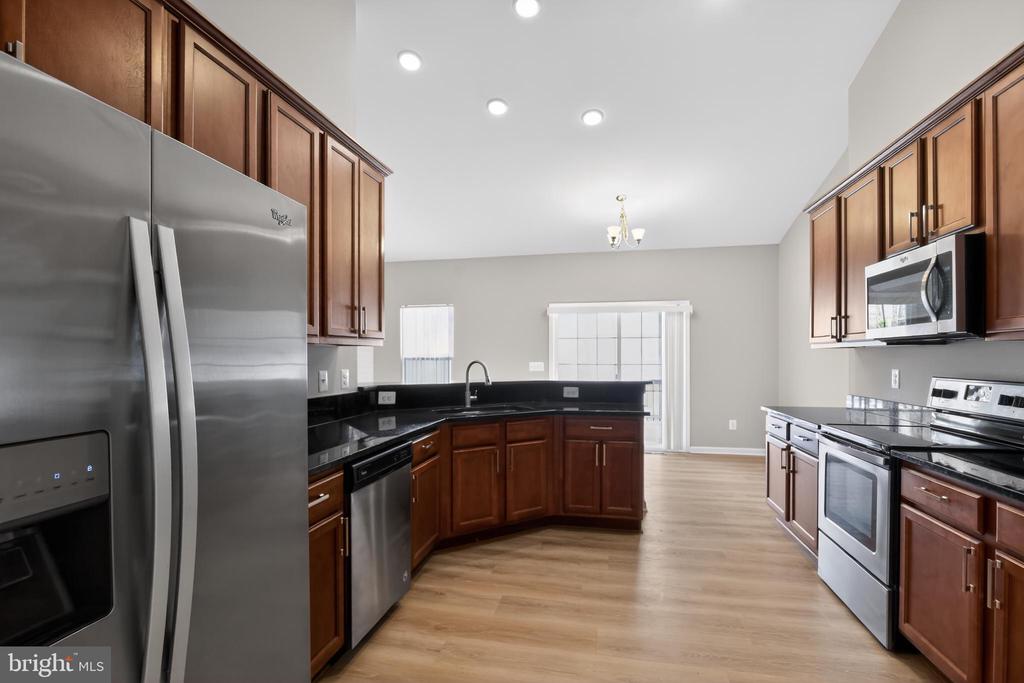 3130 TRAVIS LANE
