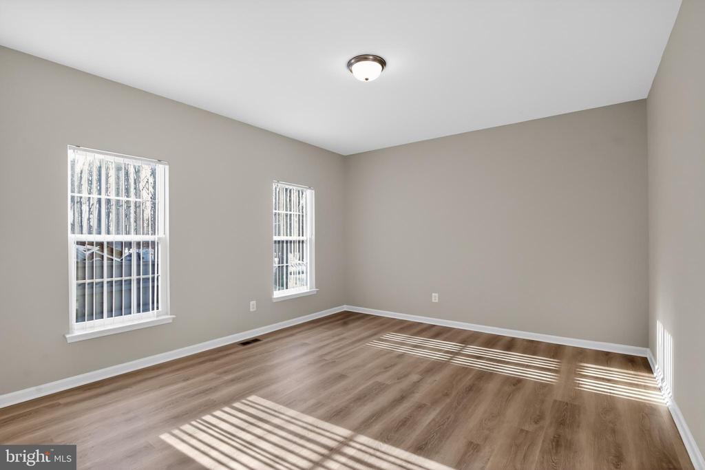 3130 TRAVIS LANE