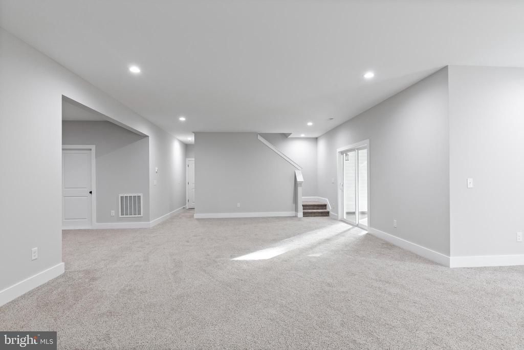 6608 WATER VIEW LANE