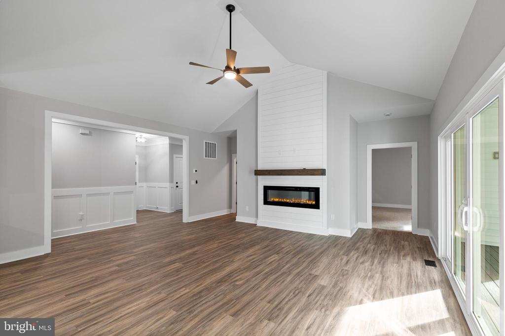 6608 WATER VIEW LANE