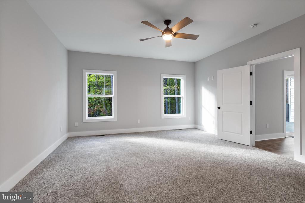 6608 WATER VIEW LANE