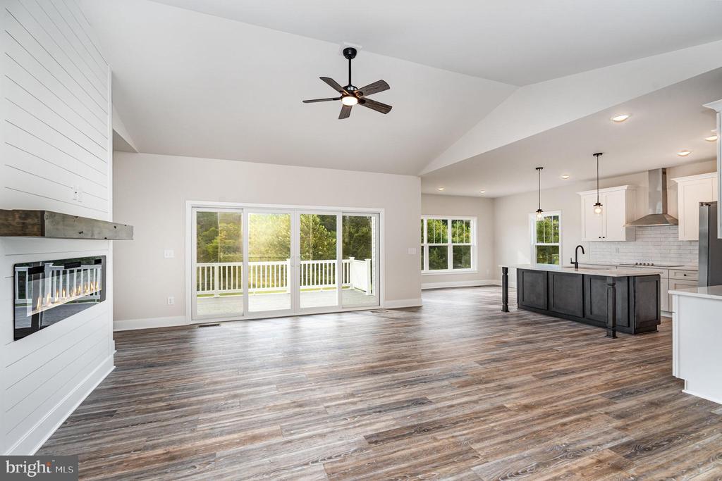 6608 WATER VIEW LANE