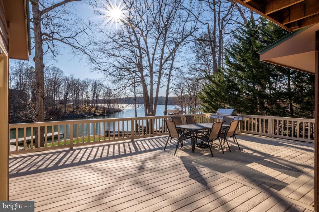 13608 ELNORA BROOKS LANE