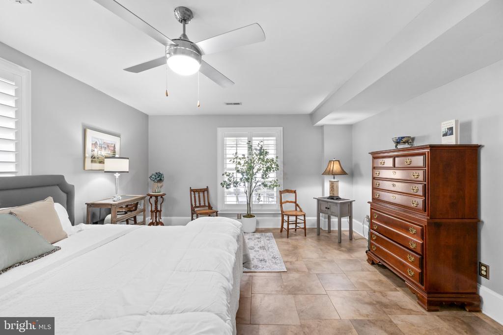 15101 PLENTIFUL LANE