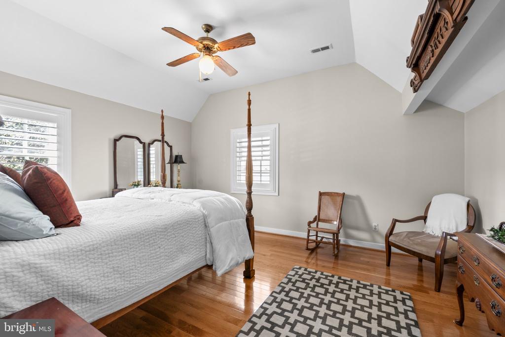 15101 PLENTIFUL LANE