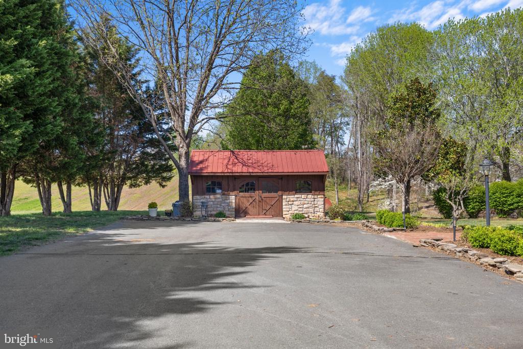 15101 PLENTIFUL LANE
